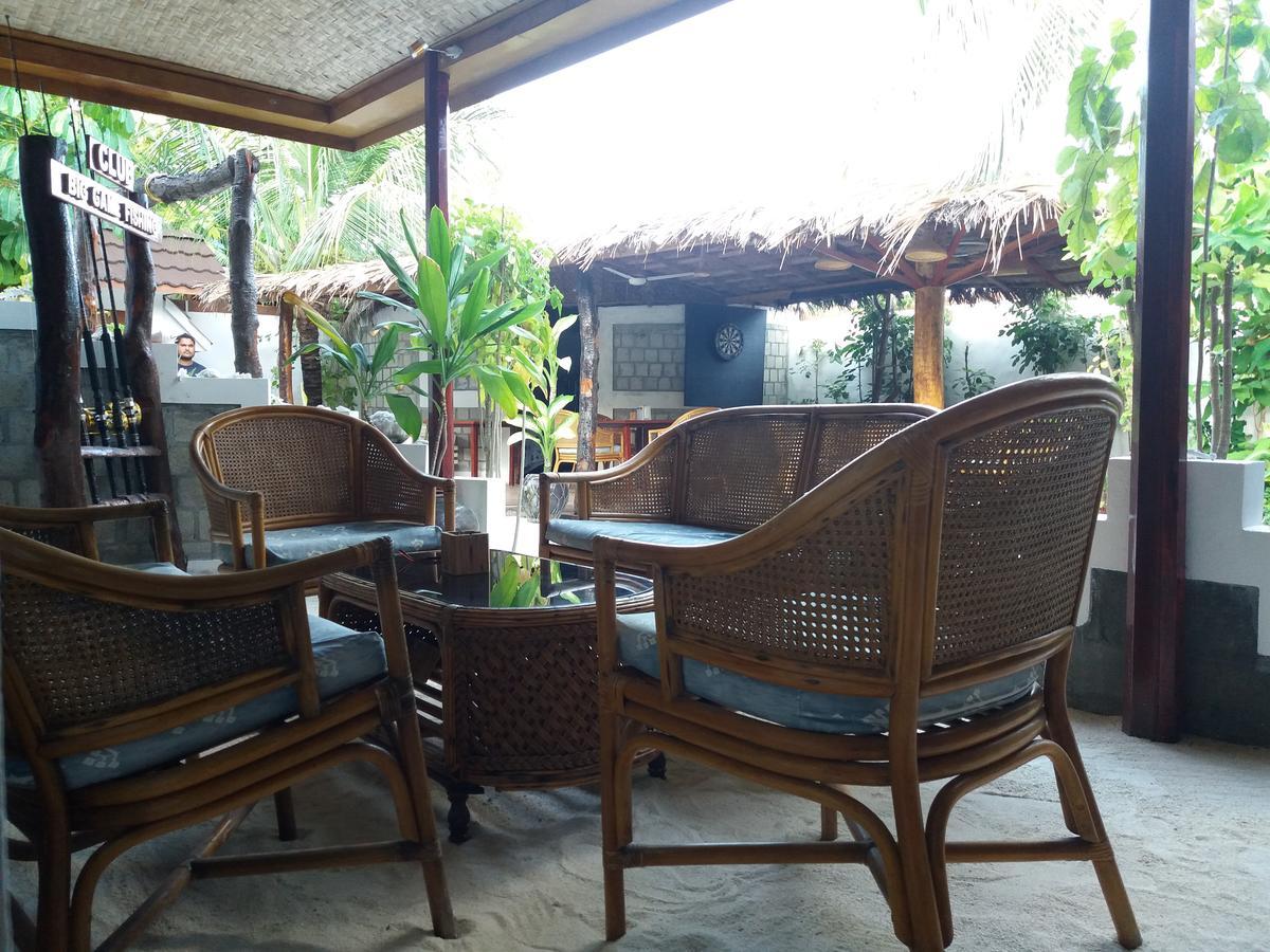 Alvi Star Inn Thulhaadhoo Exterior foto